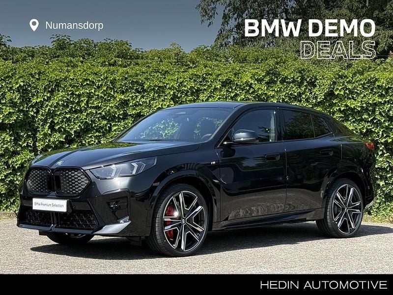 Zwart Gebruikt 2025 BMW iX2 M Sport SUV | € 49.895 (Super prijs) - Afbeelding 1/3