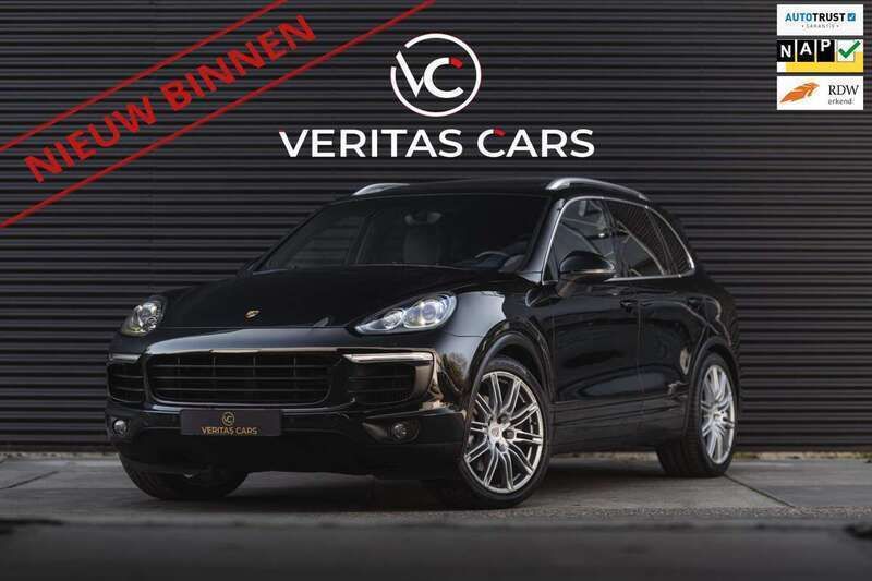 Zwart, metallic lak Gebruikt 2016 Porsche Cayenne SUV | € 35.950 (Eerlijke prijs) - Afbeelding 1/4