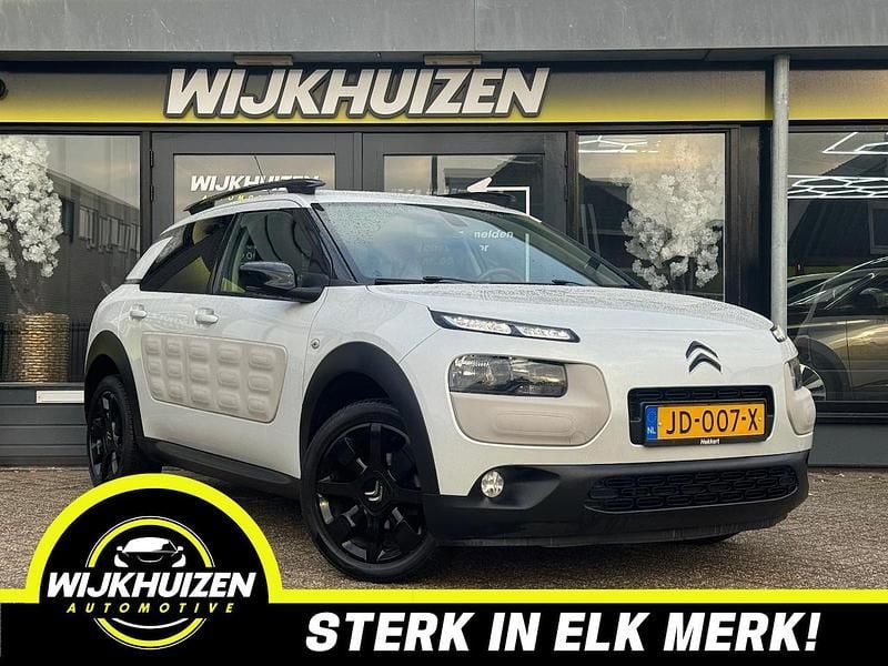 Wit Occasion 2016 Citroën C4 PureTech SUV | € 5.950 (Goede deal) - Afbeelding 1/4