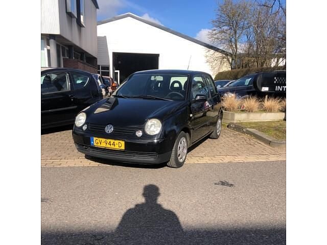 Zwart Gebruikt 2002 VW Lupo Trendline Hatchback | € 395 (Super prijs) - Afbeelding 1/4