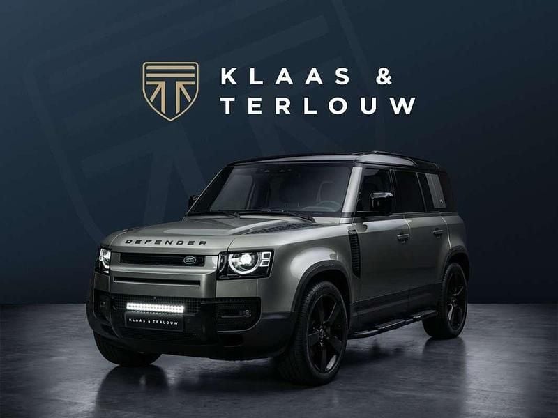 Groen (metallic) Gebruikt 2023 Land Rover Defender Black Edition SUV | € 82.950 (Eerlijke prijs) - Afbeelding 1/3