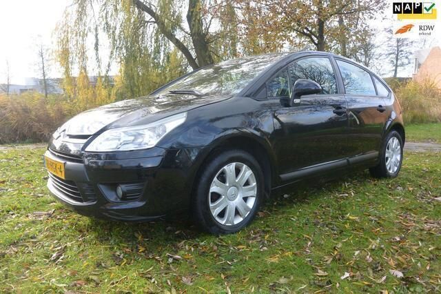 Zwart Occasion 2008 Citroën C4 Hatchback | € 1.750 (Eerlijke prijs) - Afbeelding 1/4