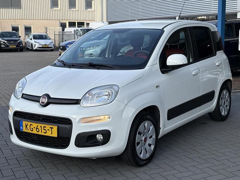 Occasion Fiat Panda Lounge 80 PK (58 kW) 2016 Wit Hatchback