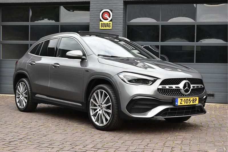 Occasion Mercedes GLA250 AMG line 2024 Grijs SUV