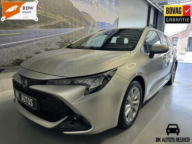 Grijs Gebruikt 2023 Toyota Corolla Business Edition Stationwagen | € 24.950 (Eerlijke prijs) - Afbeelding 1/4