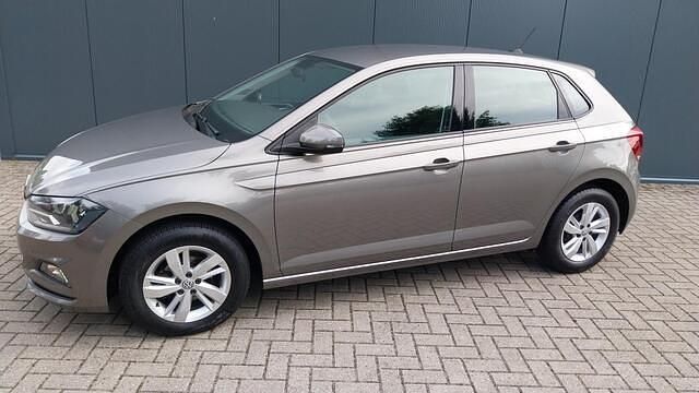 Grijs Gebruikt 2019 VW Polo Comfortline Hatchback | € 12.950 (Eerlijke prijs) - Afbeelding 1/4