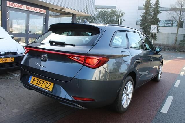 Occasion Seat Leon Reference 90 PK (66 kW) 2023 Grijs Stationwagen