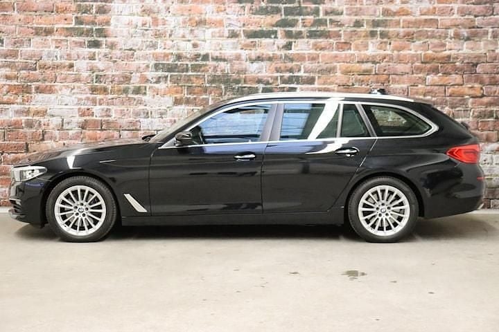 Occasion BMW 540 Executive 2018 Zwart (metallic) Stationwagen