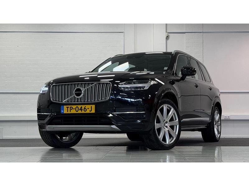 Zwart Occasion 2017 Volvo XC90 Inscription SUV | € 25.944 (Goede deal) - Afbeelding 1/4