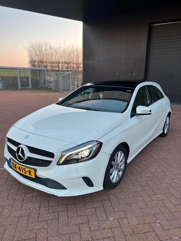 Gebruikt 2016 Mercedes A180 | € 14.750 (Iets duurder) - Afbeelding 1/4