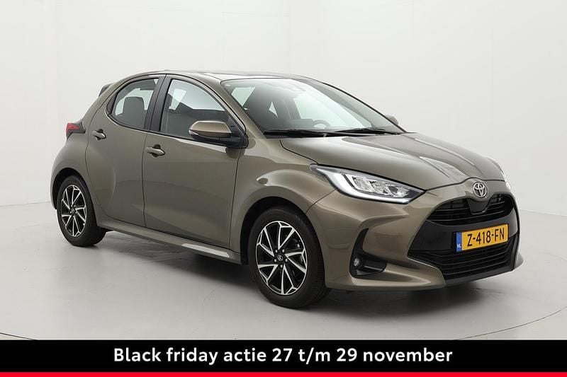 Groen Gebruikt 2024 Toyota Yaris Hatchback | € 21.750 (Eerlijke prijs) - Afbeelding 1/4
