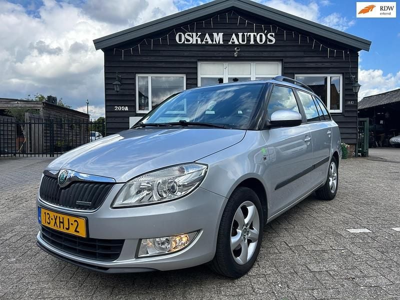 Grijs Gebruikt 2012 Skoda Fabia Business Line Stationwagen | € 3.999 (Eerlijke prijs) - Afbeelding 1/4