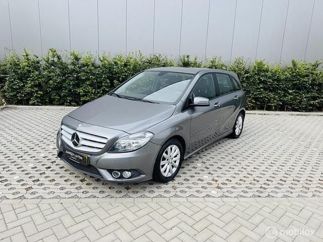 Grijs Gebruikt 2012 Mercedes B180 Ambition MPV | € 6.299 (Super prijs) - Afbeelding 1/4