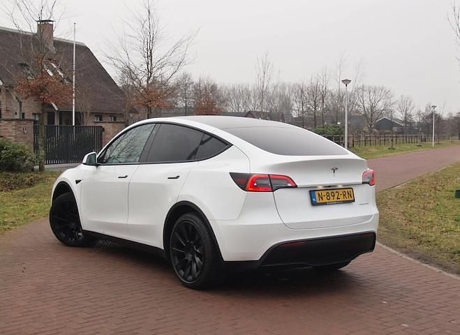 Occasion Tesla Model Y Long Range AWD 378 kW (514 PK) 2021 Wit SUV