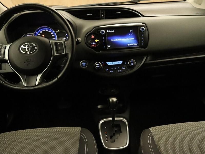 Occasion Toyota Yaris Hybrid 2015 Wit Hatchback