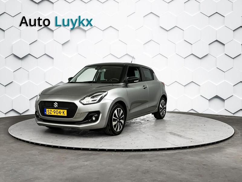 Occasion Suzuki Swift 90 PK (66 kW) 2018 Grijs (metallic) Hatchback