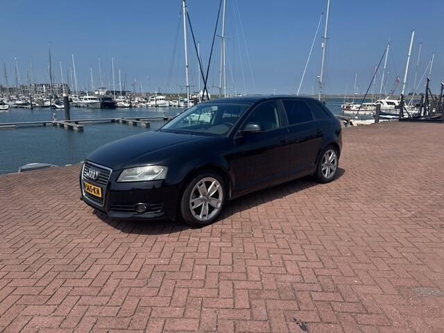 Zwart Gebruikt 2008 Audi A3 Sportback Attraction Hatchback | € 3.750 (Eerlijke prijs) - Afbeelding 1/4