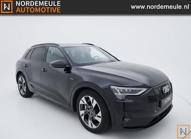 Zwart (metallic) Occasion 2020 Audi e-tron Comfort SUV | € 16.900 - Afbeelding 1/4