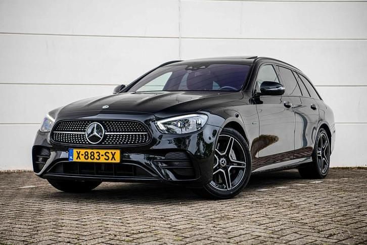 Gebruikt 2020 Mercedes 300 AMG line Stationwagen | € 31.950 (Goede deal) - Afbeelding 1/4