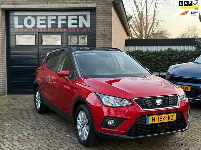 Rood (metallic) Occasion 2020 Seat Arona Business SUV | € 14.950 (Eerlijke prijs) - Afbeelding 1/4