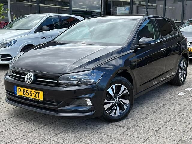 Zwart Gebruikt 2020 VW Polo Highline Hatchback | € 16.750 (Goede deal) - Afbeelding 1/4