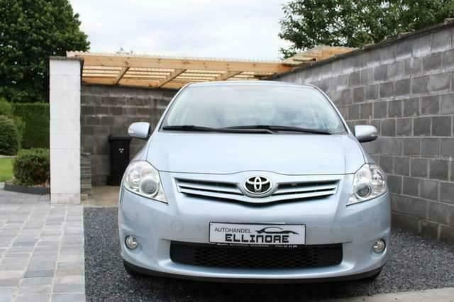 Occasion Toyota Auris Luna 131 PK (96 kW) 2010 Blauw Sedan