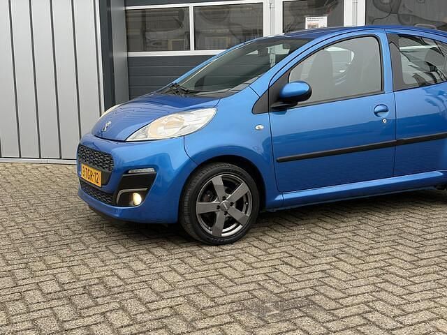 Occasion Peugeot 107 Active 68 PK (50 kW) 2014 Blauw Hatchback