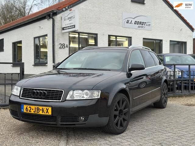 Zwart Gebruikt 2002 Audi A4 Stationwagen | € 999 (Goede deal) - Afbeelding 1/4
