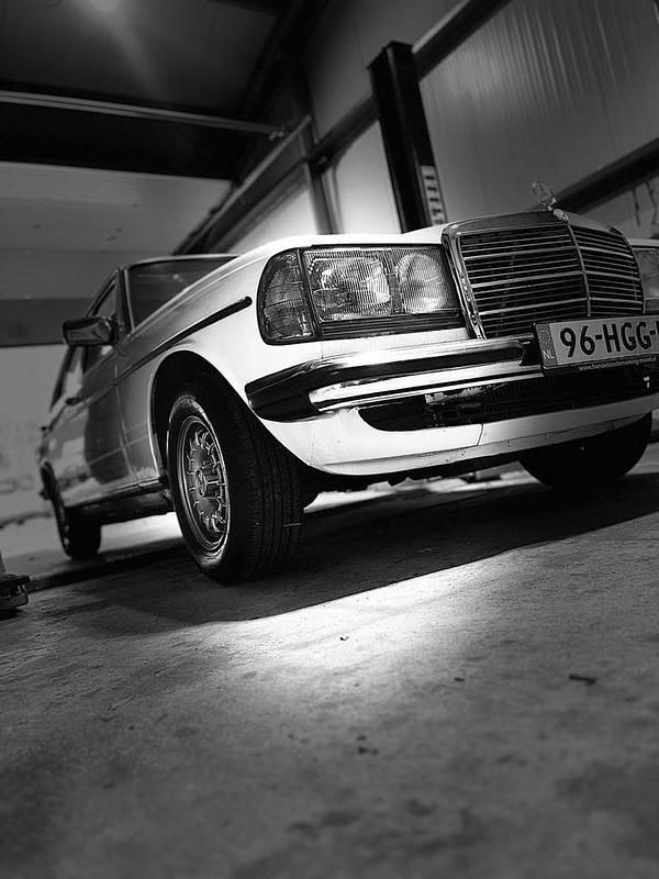 Occasion Mercedes E230 136 PK (100 kW) 1981