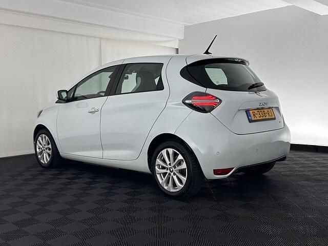 Occasion Renault Zoe Life 100 kW (136 PK) 2020 Wit Hatchback