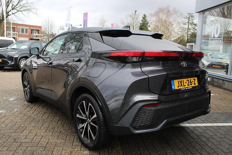 Occasion Toyota C-HR Edition 140 PK (102 kW) 2026 Grijs SUV