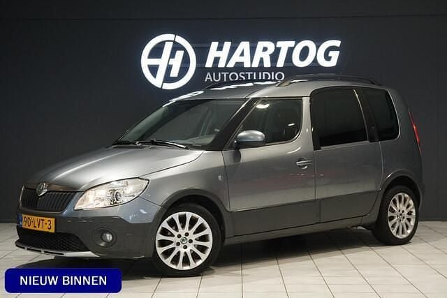 Grijs Gebruikt 2010 Skoda Roomster Ambition MPV | € 2.345 - Afbeelding 1/4