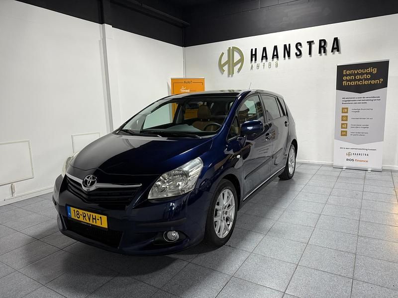 Occasion Toyota Verso Business Edition 147 PK (108 kW) 2011 Blauw MPV