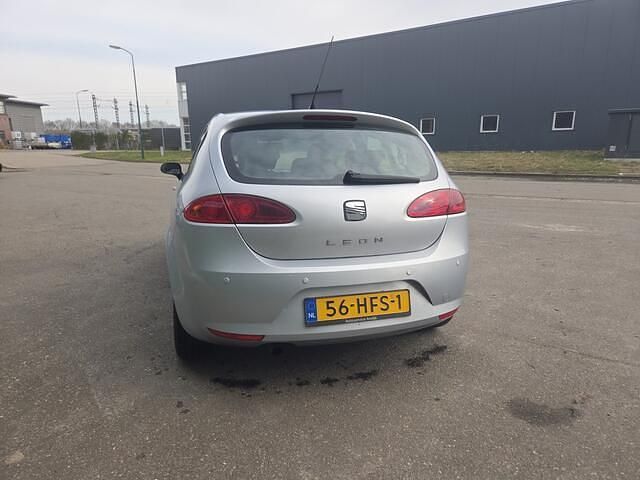 Occasion Seat Leon Reference 102 PK (75 kW) 2007 Grijs Hatchback