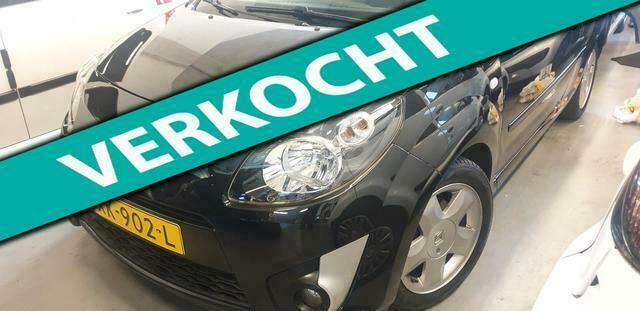 Zwart Gebruikt 2009 Renault Twingo Hatchback | € 3.699 (Eerlijke prijs) - Afbeelding 1/4
