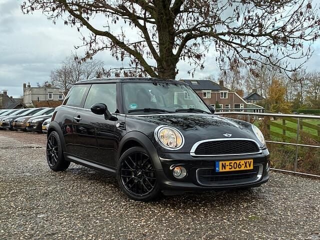 Zwart Gebruikt 2013 Mini John Cooper Works Hatchback | € 5.975 (Goede deal) - Afbeelding 1/4