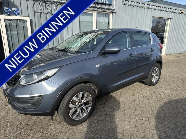 Blauw Gebruikt 2014 Kia Sportage Comfort SUV | € 9.999 (Eerlijke prijs) - Afbeelding 1/4