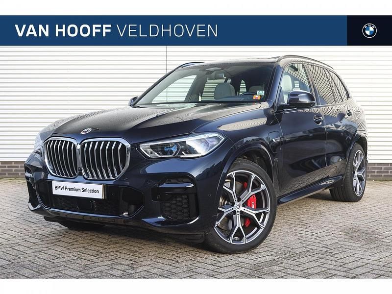 M carbonschwarz (donker zwart metallic) Gebruikt 2023 BMW X5 Comfort Edition SUV | € 77.950 (Goede deal) - Afbeelding 1/4