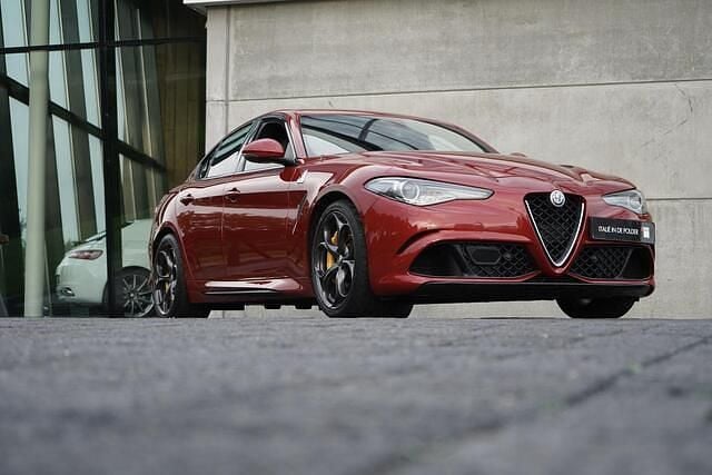 Rood Occasion 2017 Alfa Romeo Giulia Quadrifoglio Sedan | € 69.900 (Goede deal) - Afbeelding 1/4