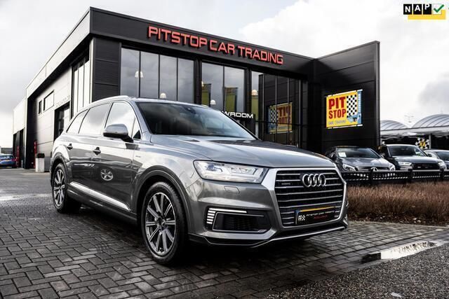 Grijs Gebruikt 2016 Audi Q7 S-Line SUV | € 34.450 (Eerlijke prijs) - Afbeelding 1/3