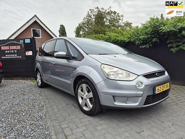 Grijs Gebruikt 2008 Ford S-MAX S MPV | € 1.899 (Goede deal) - Afbeelding 1/4