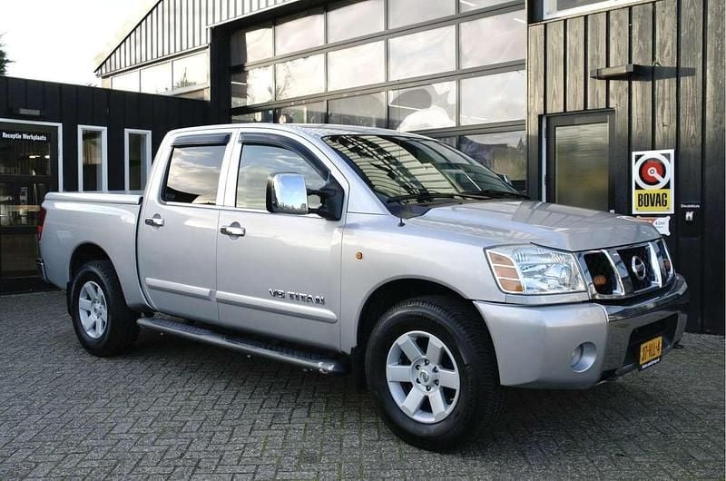 Zilver Gebruikt 2008 Nissan Titan Pickup | € 13.999 - Afbeelding 1/4