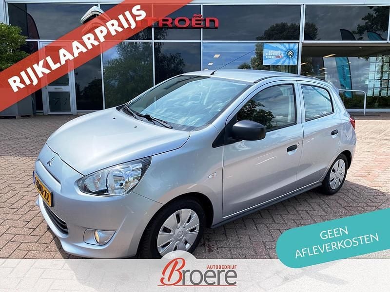 Grijs Gebruikt 2014 Mitsubishi Space Star Inform Hatchback | € 6.750 (Eerlijke prijs) - Afbeelding 1/4