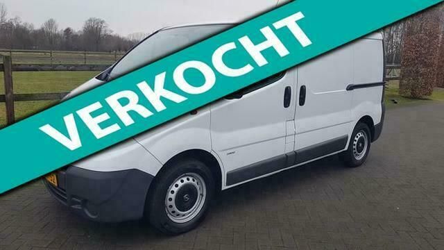 Wit Occasion 2009 Opel Vivaro MPV | € 4.450 (Eerlijke prijs) - Afbeelding 1/4