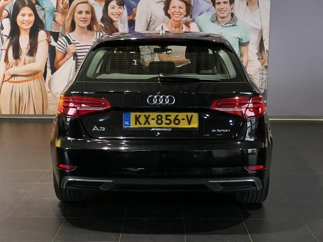 Occasion Audi A3 Sportback Basis 150 PK (110 kW) 2016 Zwart Hatchback