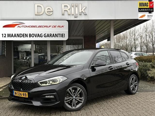 Occasion BMW 118 Executive 140 PK (102 kW) 2021 Zwart Hatchback