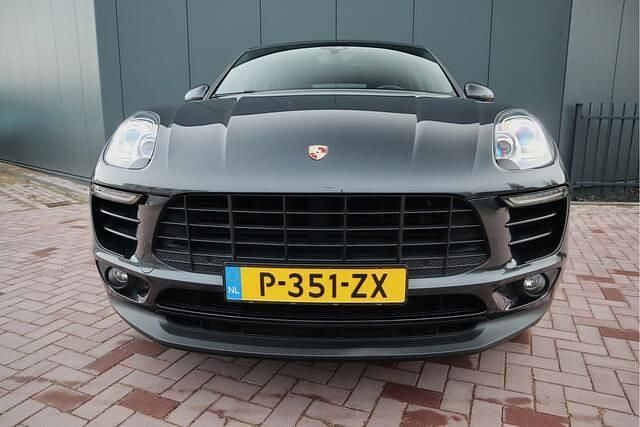 Occasion Porsche Macan Turbo 252 PK (185 kW) 2017 Zwart (metallic) SUV