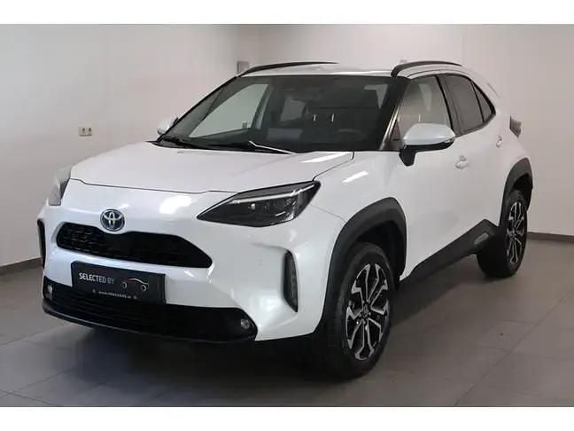 Wit Gebruikt 2023 Toyota Yaris Cross SUV | € 26.949 (Eerlijke prijs) - Afbeelding 1/4