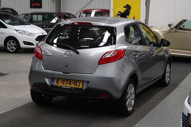 Occasion Mazda 2 75 PK (55 kW) 2009 Grijs Hatchback