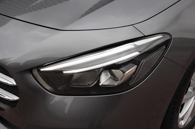 Occasion Mercedes B250 Premium Plus 225 PK (165 kW) 2019 Grijs MPV